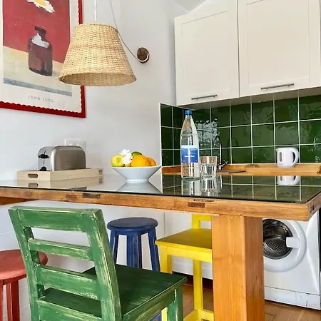 El Islote Direct At Paradise