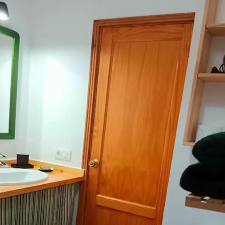 El Islote Direct At Paradise *