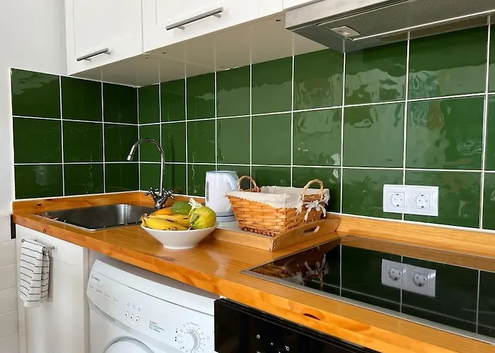 El Islote Direct At Paradise