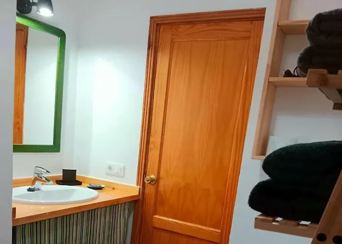 El Islote Direct At Paradise *